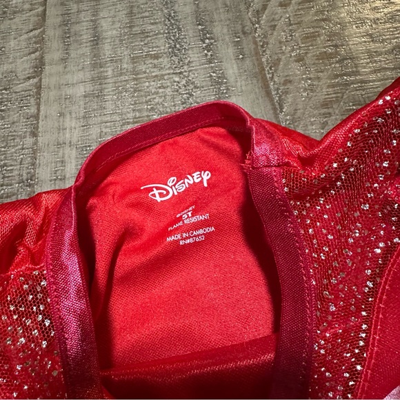 Disney Princess Sparkling Red Nightgown Girls Size 5T - Picture 2 of 2
